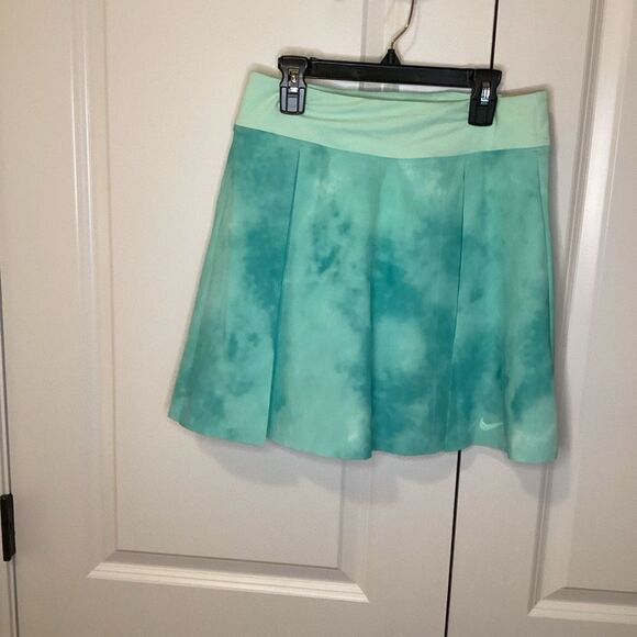 NWT Ladies Nike Drifit Golf‎ / Tennis Skort small green/blue - Picture 1 of 6